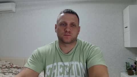 Snapshot of malchyshka chatting on January 2025 04:05:01 PM malchyshka online show from January 2025 04:05:01 PM