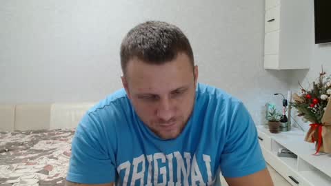 Snapshot of malchyshka chatting on January 2025 12:13:02 PM malchyshka online show from January 2025 12:13:02 PM