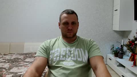 Snapshot of malchyshka chatting on January 2025 01:07:01 PM malchyshka online show from January 2025 01:07:01 PM