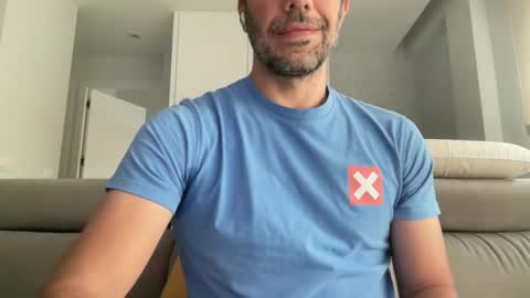 Snapshot of malditodrama chatting on October 2025 09:32:01 AM malditodrama online show from October 2025 09:32:01 AM