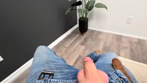 male_gr online show from April 2026 10:44:01 PM