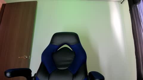 Snapshot of male_pussy chatting on December 2024 06:59:01 PM ADAM online show from December 2024 06:59:01 PM