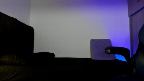 Snapshot of male_pussy chatting on October 2025 03:37:02 AM ADAM online show from October 2025 03:37:02 AM