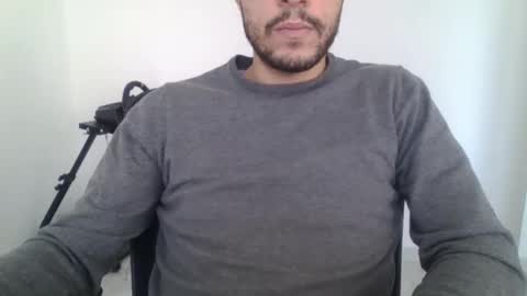 Snapshot of maleboyz chatting on January 2025 11:25:01 AM Boybi online show from January 2025 11:25:01 AM