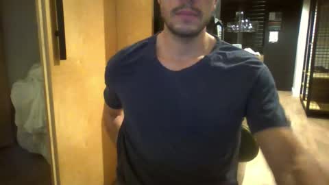 Snapshot of maleboyz chatting on October 2025 06:42:01 PM Boybi online show from October 2025 06:42:01 PM