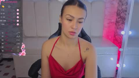 Snapshot of maleja_v_ chatting on November 2025 02:17:01 PM Hi Stream 800am to 200pm online show from November 2025 02:17:01 PM