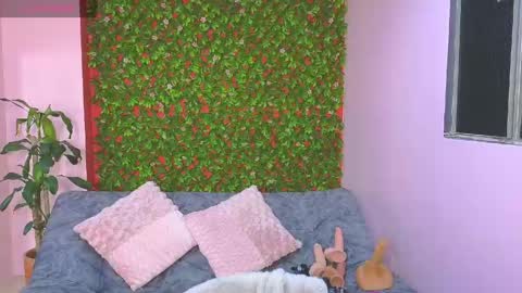 malen_fitnessmilf online show from April 2026 12:33:02 PM
