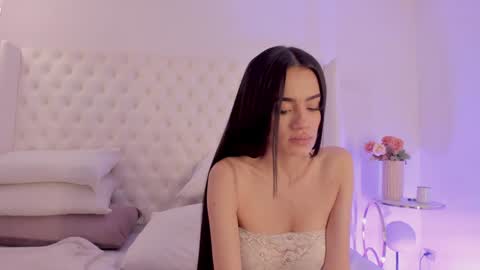 Snapshot of malena_angel_ chatting on January 2025 08:10:02 PM Malena Angel online show from January 2025 08:10:02 PM