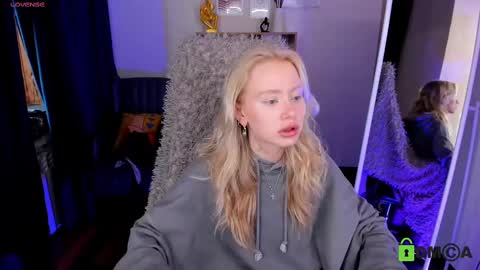 Malena online show from March 2025 10:55:01 AM