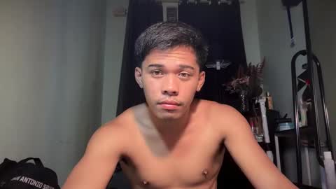 Snapshot of malikgray chatting on October 2025 11:35:02 PM Malik online show from October 2025 11:35:02 PM