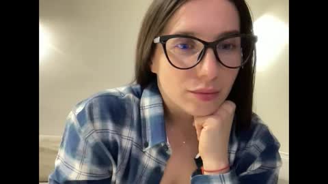 Snapshot of malina568708 chatting on December 2024 03:54:02 PM malina568708 online show from December 2024 03:54:02 PM