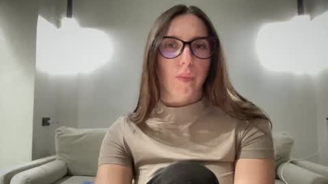 Snapshot of malina568708 chatting on February 2025 03:38:01 PM malina568708 online show from February 2025 03:38:01 PM