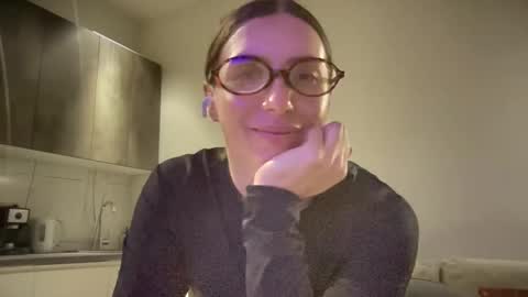 Snapshot of malina568708 chatting on January 2026 02:32:02 PM malina568708 online show from January 2026 02:32:02 PM