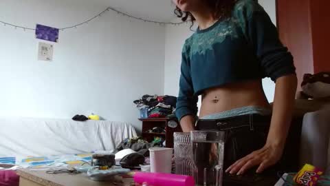 Snapshot of malitamuymal22 chatting on December 2025 05:11:02 PM Malita online show from December 2025 05:11:02 PM