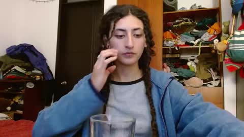 Snapshot of malitamuymal22 chatting on December 2025 12:52:02 AM Malita online show from December 2025 12:52:02 AM