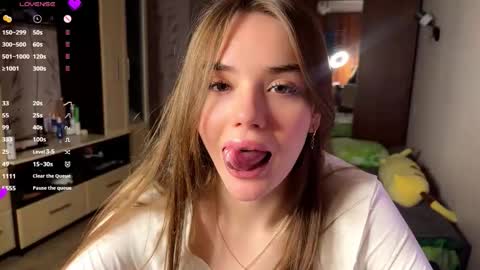 Jinny online show from March 2026 03:29:01 PM