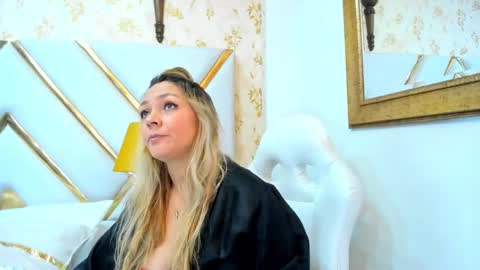 Snapshot of malorysweet chatting on March 2025 11:51:01 AM MalorySweet online show from March 2025 11:51:01 AM