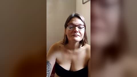 mamabear2727 online show from June 2026 07:12:02 PM