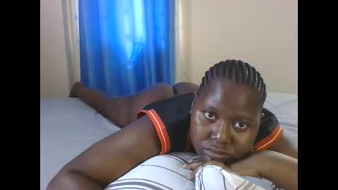 Snapshot of mamasita2023 chatting on February 2025 12:06:01 PM mamasita2023 online show from February 2025 12:06:01 PM