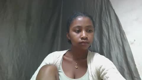 mamieriela online show from April 2026 05:24:02 AM