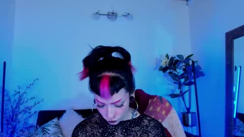   online show from January 2026 07:18:01 PM