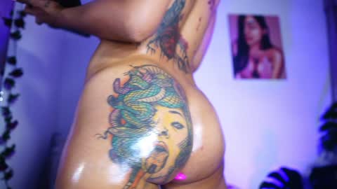 Snapshot of mandy_l33_ chatting on February 2025 04:04:01 AM mandy_l33_ online show from February 2025 04:04:01 AM