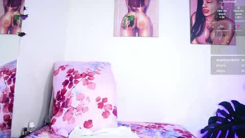 Snapshot of mandy_l33_ chatting on March 2025 02:12:02 AM mandy_l33_ online show from March 2025 02:12:02 AM