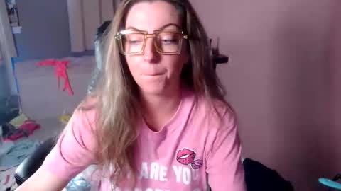 Snapshot of mandybabyxxx chatting on January 2026 12:35:01 AM MandyBabyXXX online show from January 2026 12:35:01 AM