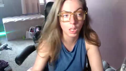 MandyBabyXXX online show from April 2026 09:01:02 PM