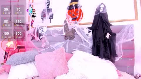 Mandy online show from October 2025 05:14:02 PM