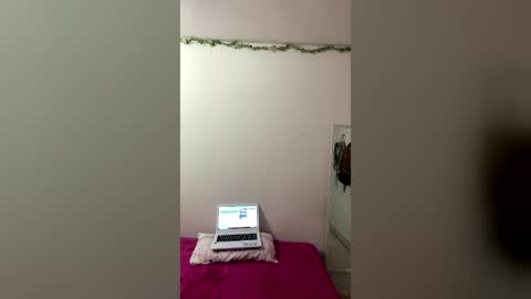 Manelyk online show from July 2026 08:58:01 PM