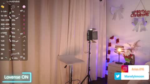   online show from December 2024 08:27:02 PM