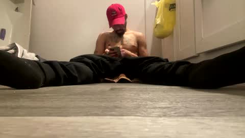 Snapshot of mani4sexy chatting on December 2024 04:01:02 AM Mani4sexy online show from December 2024 04:01:02 AM