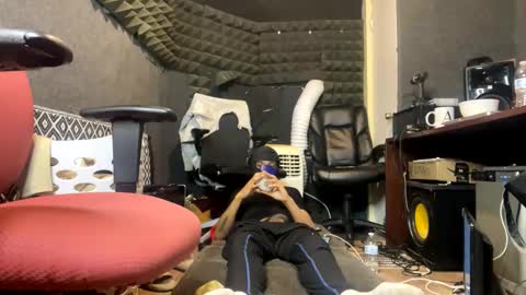 Snapshot of mani4sexy chatting on February 2026 09:06:02 AM Mani4sexy online show from February 2026 09:06:02 AM