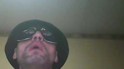 Snapshot of maniakruls chatting on February 2026 06:34:02 PM maniakruls online show from February 2026 06:34:02 PM