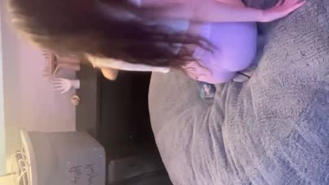 manicpixiedreamfrog online show from February 2026 06:16:02 AM