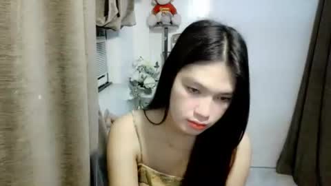 maniniyot69 online show from October 2025 12:47:01 PM