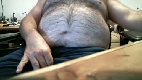 Snapshot of manleg439 chatting on December 2024 05:00:01 PM manleg439 online show from December 2024 05:00:01 PM