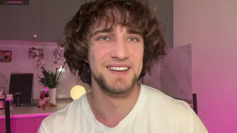 manolein online show from December 2025 06:59:02 PM