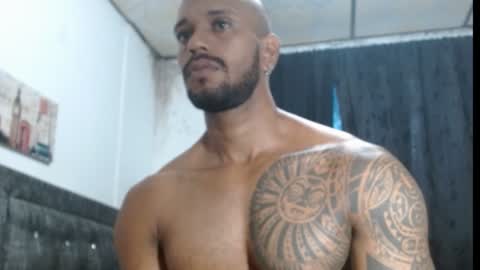 Manolo online show from January 2025 11:24:01 AM