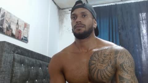 Manolo online show from February 2025 08:17:02 PM