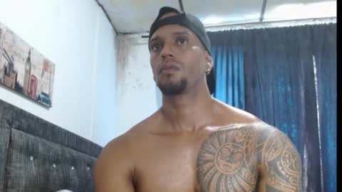 Manolo online show from March 2025 03:48:01 PM