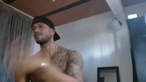 Manolo online show from October 2025 06:07:02 PM