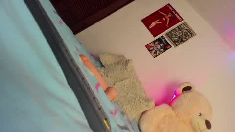 MARY  online show from February 2025 01:29:01 AM