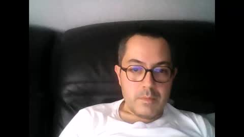 Snapshot of manu5933 chatting on November 2025 03:44:01 PM manu5933 online show from November 2025 03:44:01 PM