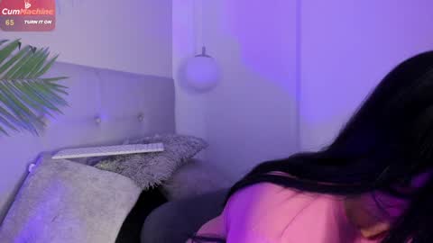 Manu Velez  online show from January 2025 06:05:02 PM