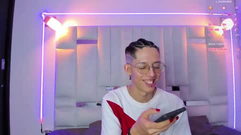 Manuel online show from January 2025 09:58:02 PM