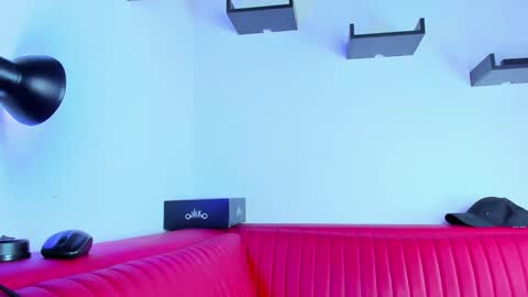 Manuel online show from January 2025 11:34:01 PM