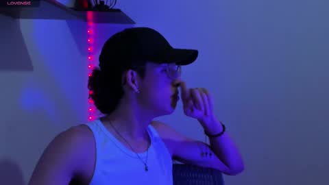 Manuel online show from February 2025 01:00:02 PM