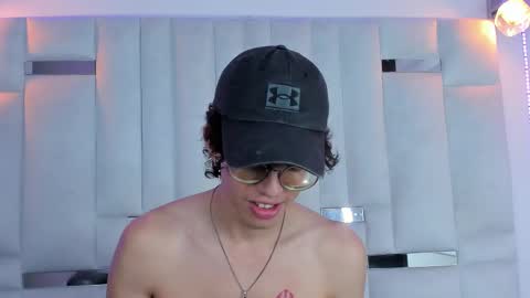 Manuel online show from February 2025 11:15:01 PM